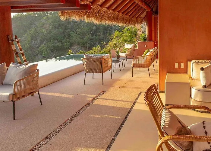 Exclusiva En Punta Garrobo * Zihuatanejo
