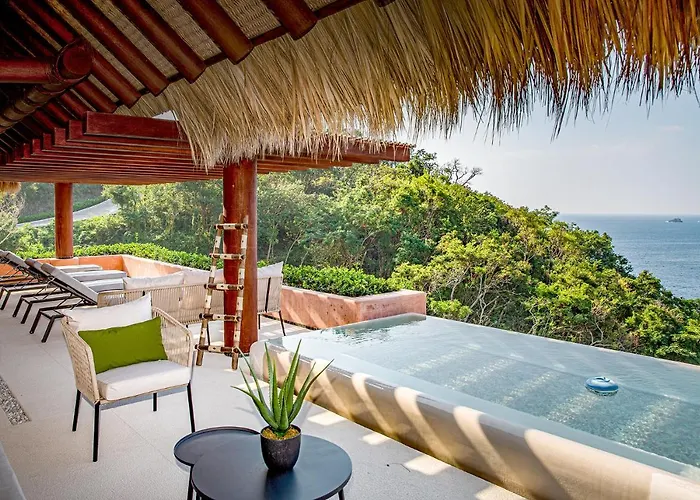 Exclusiva En Punta Garrobo Hotel Zihuatanejo